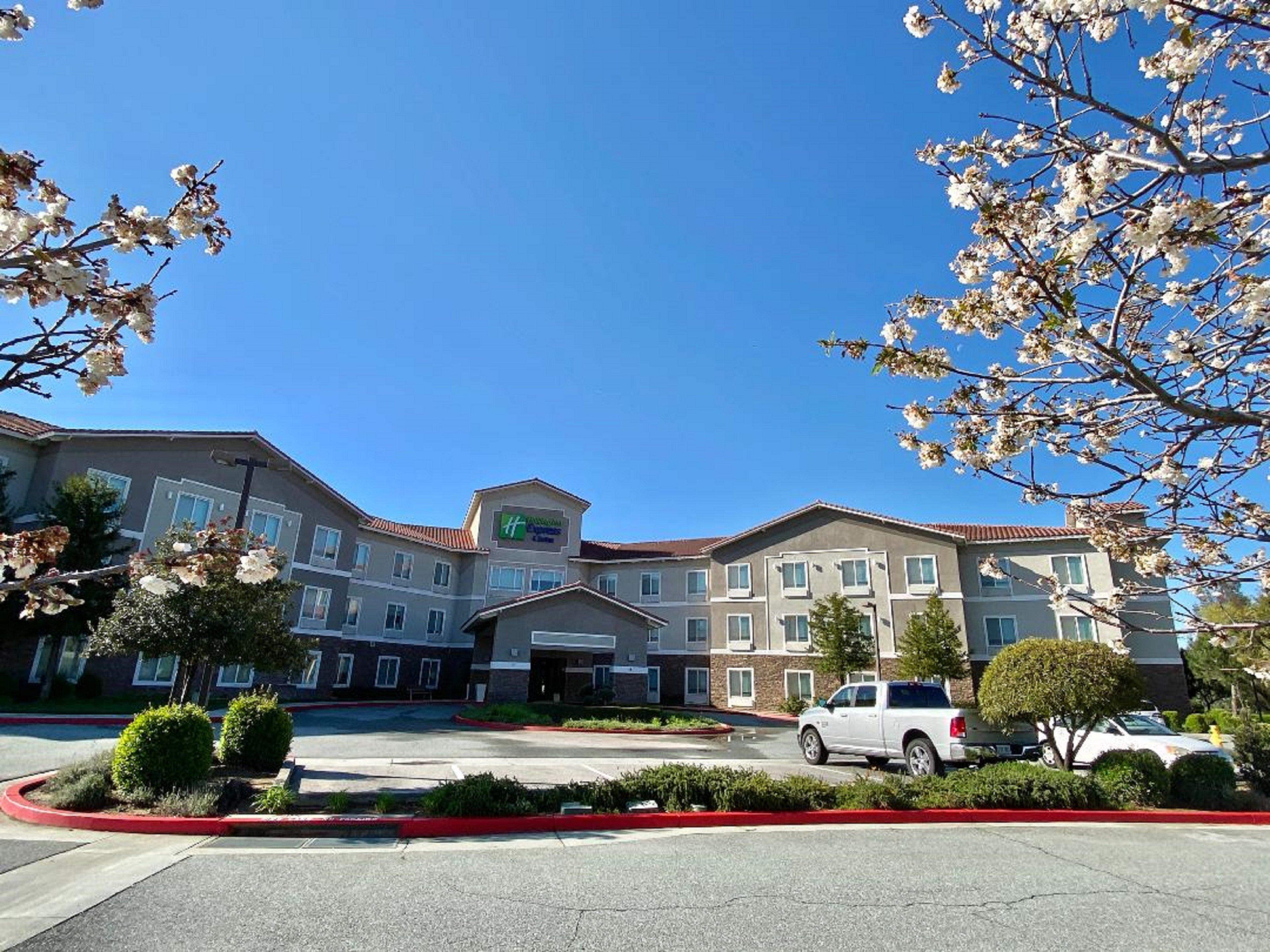 Express & - Oak Valley By Ihg Hotel