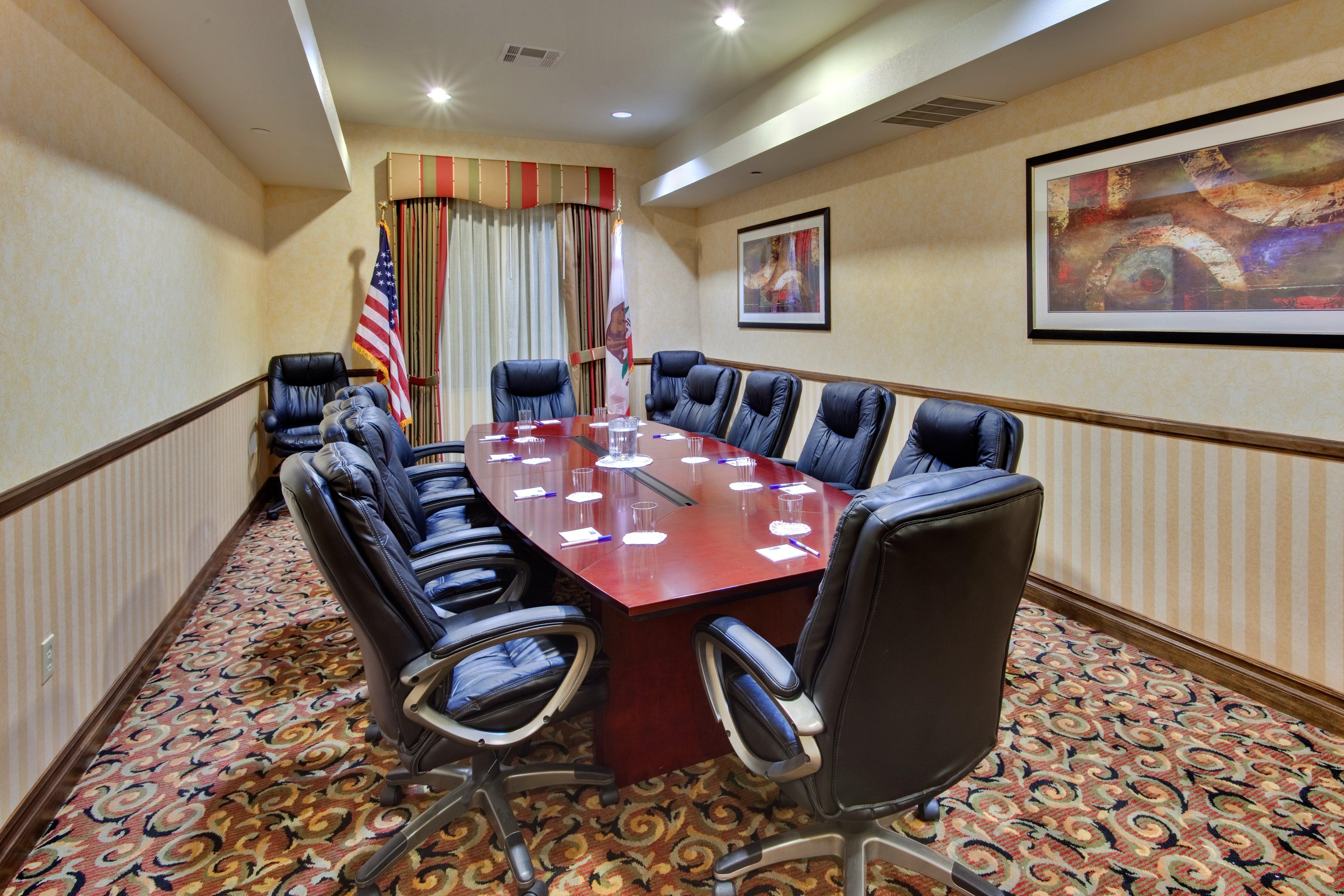 Hotel Express & - Oak Valley By Ihg